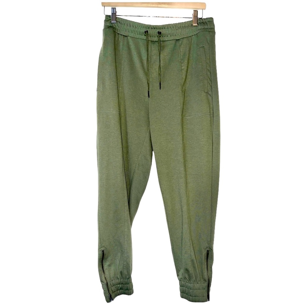 Banana Republic Army Green Men’s Joggers with Elastic Waist M